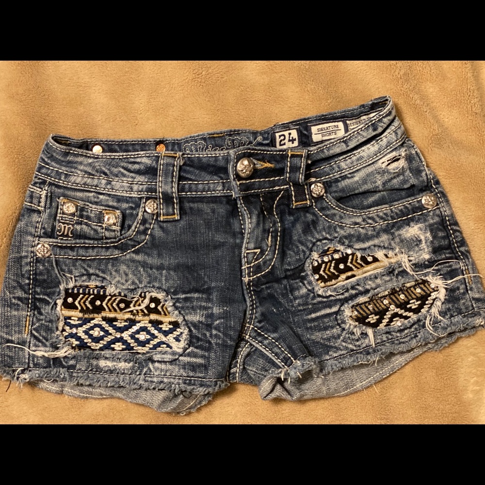 MISS ME shorts size 24